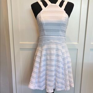 Emerald Sundae Emerald Sundae White Textured White Mini Size S